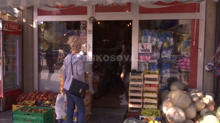 Mitrovicë, bizneset kundër pushimit të të dielave (VIDEO)