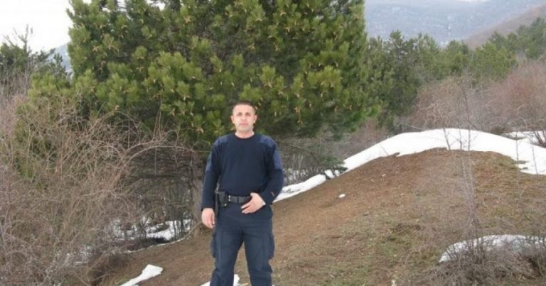 Hajnat plaçkisin shtëpinë e policit hero Izet Demaj