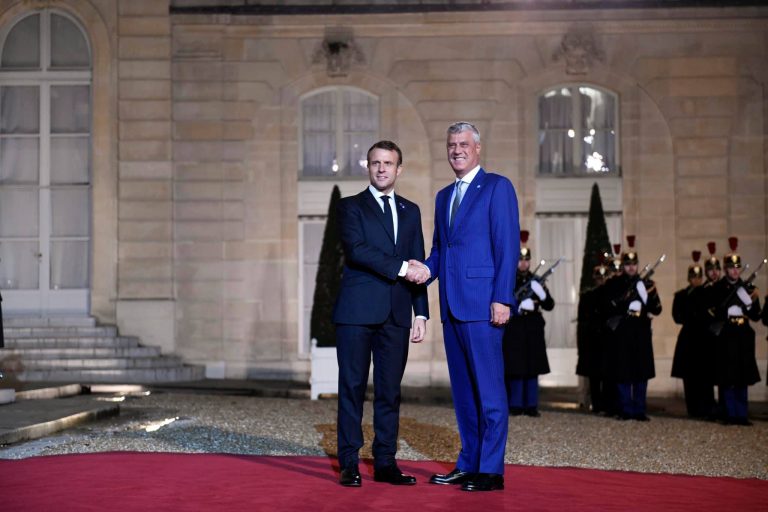 Thaçi takohet me Macronin – flasin për dialogun Kosovë-Serbi