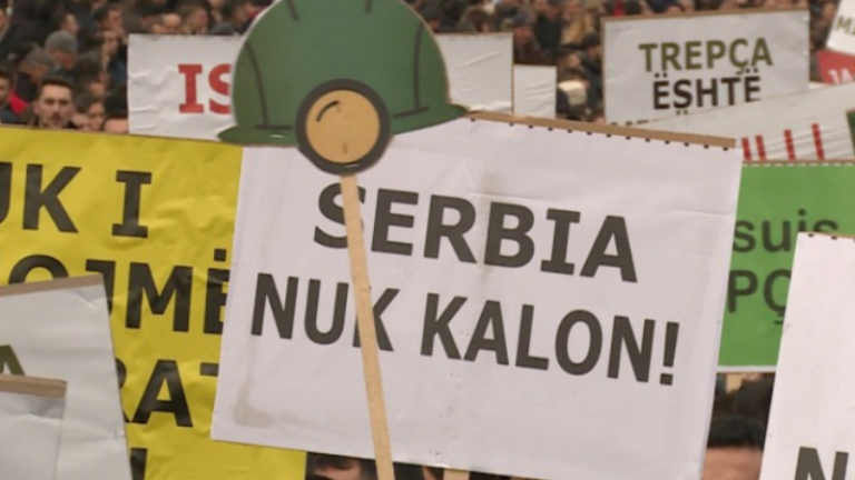 Zyrtari i PDK’së tallet me VV’në: Pse s’po e organizoni një protestë për mbrojtjen e votave nga Serbia