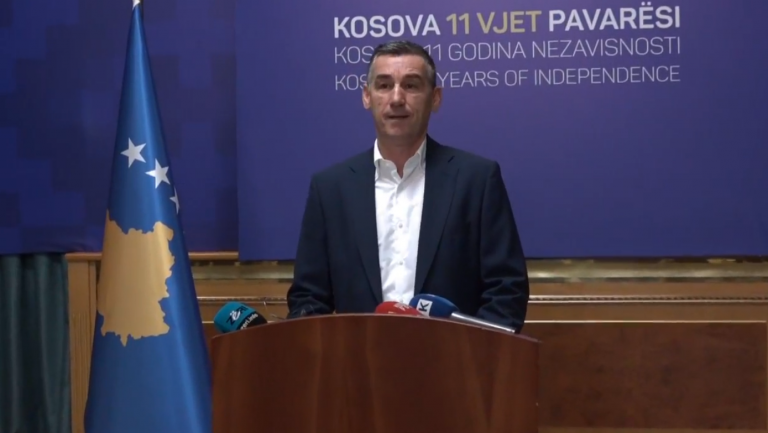 LAJMI I FUNDIT: Specialja e fton Kadri Veselin (VIDEO)