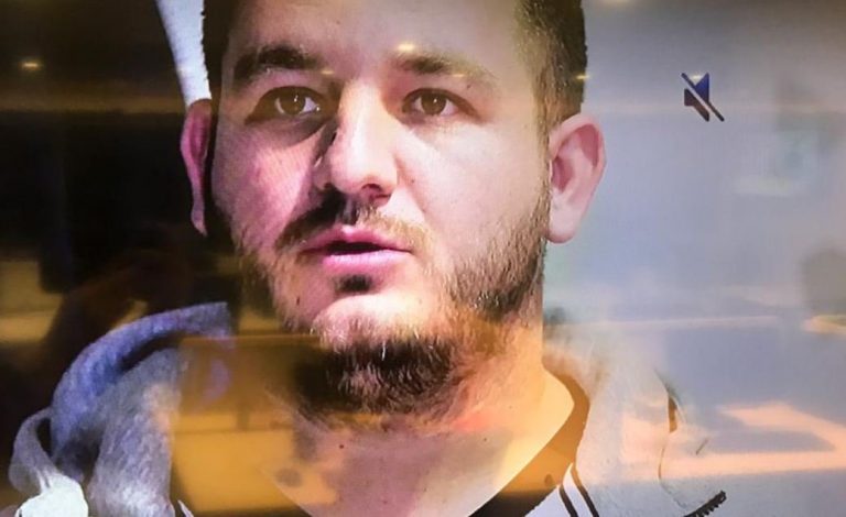 Flet Klajdi Qato që u ngujua për 19 orë nën rrënoja: Mendova se i humba shpresat