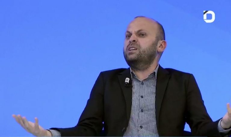 Mushkolaj tallet me kryeministrin: Veç nuk është Albin Kurti në pushtet, se ndryshe do ishte gjendja