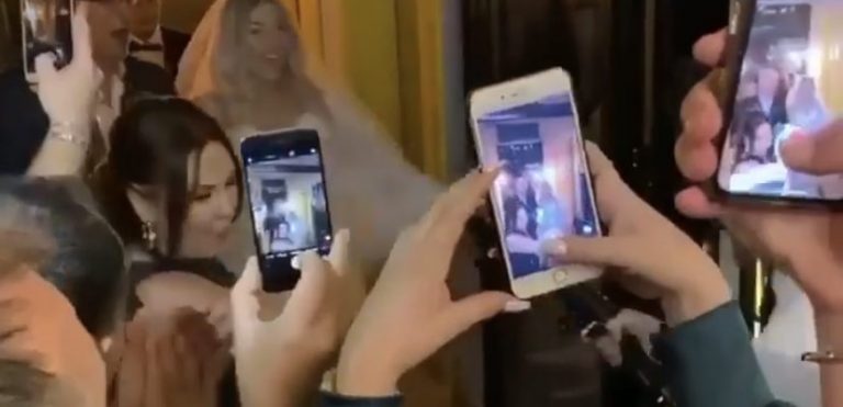 Nusja e Kreshës hyn në sallë me këngën e Medës “Çika jem”