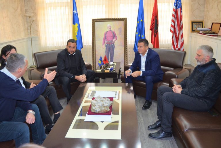 Bahtiri takon biznesmenët turq, flasin për prodhimin e energjisë elektrike përmes riciklimit të mbeturinave