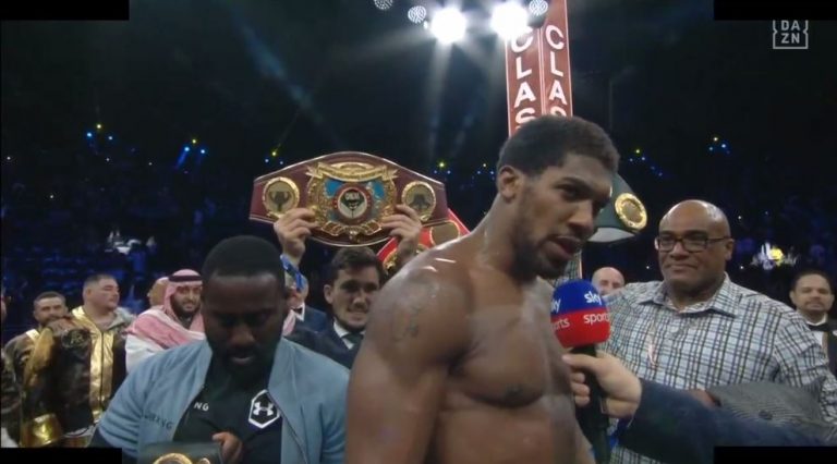 Joshua ngrit në këmbë tifozët arabë, konferencën e fillon me fjalën “Bismillah”