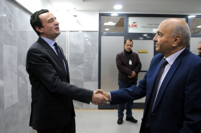 LDK nuk lëshon pe, insiston ta marrë presidentin