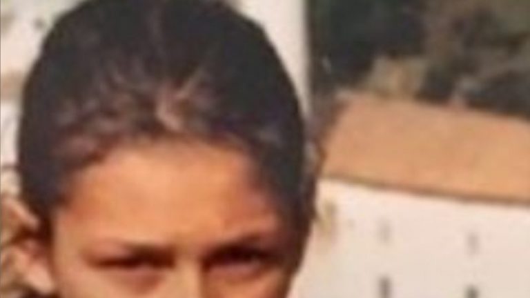 Vajza në foto sot është një prej emrave të njohur të ekranit