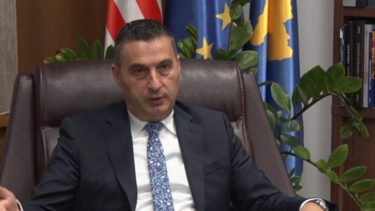Kosova pëson debakël në PISA, ministri Bytyqi thotë: Kemi rritje në matematikë dhe lexim