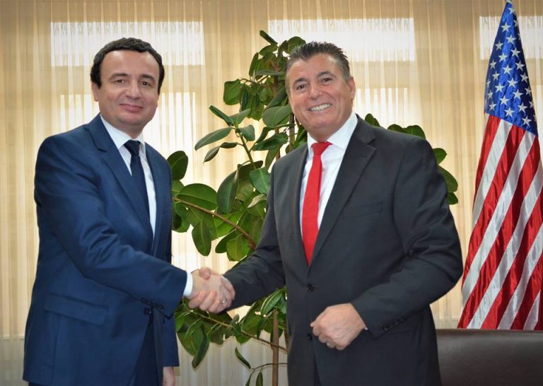 Agim Bahtiri: Dorëheqja e Konjufcës nuk do të ndodhë