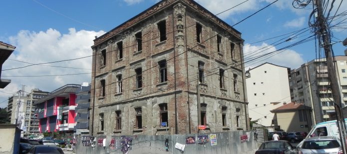 Shtëpia e Xhafer Devës shndërrohet në muze rajonal?