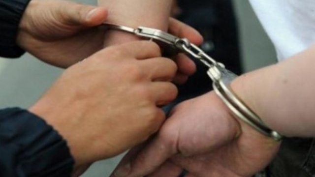 Mitrovicë: Arrestohet polici i cili kërkoi 25 mijë euro nga një qytetar