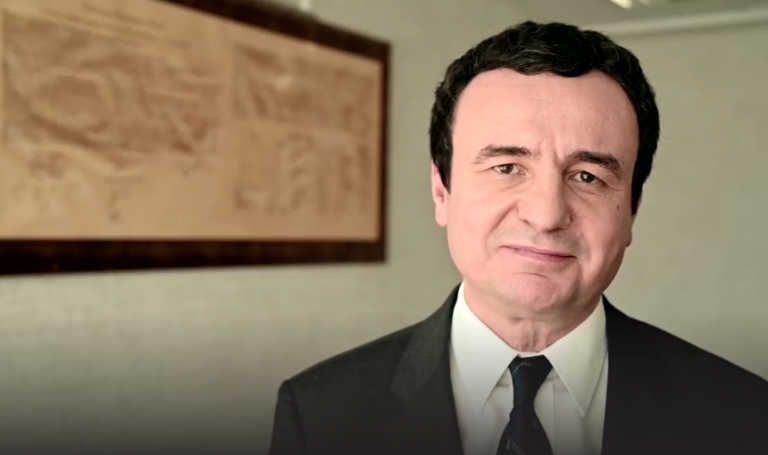 Kryeministri Kurti uron qytetarët për 12 vjetorin e Republikës (VIDEO)