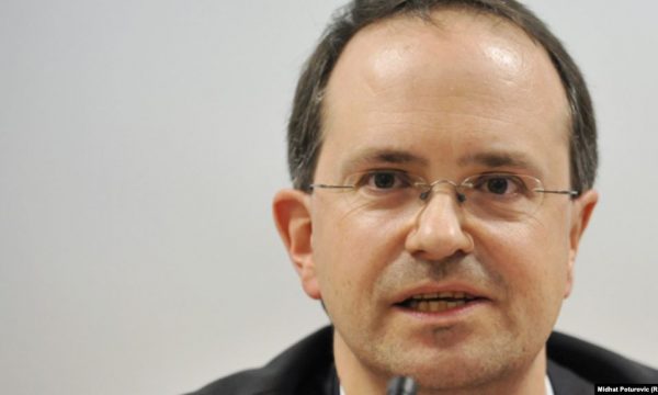 Weber: Zgjedhjet e reja nuk janë në favor të opozitës