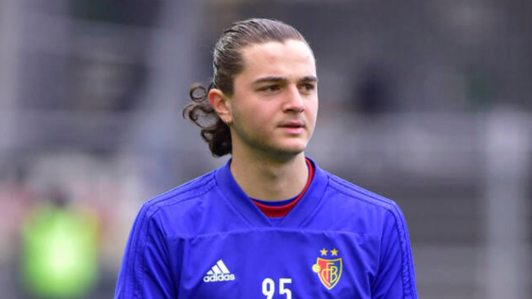 Njihuni me Orges Bunjakun, 18 vjeçari nga Kosova që debutoi sonte te Baseli