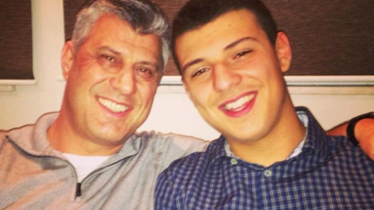 Endrit Thaçi s’ka shumë fjalë: Përmes kësaj video tregon kush e shpalli pavarësinë e Kosovës