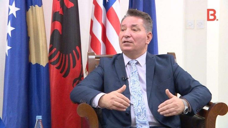 Pal Lekaj tregon si do ta ndalin heqjen e taksës ndaj Serbisë