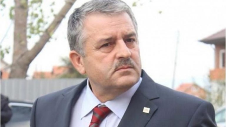 U la jashtë listes për deputet, flet Agim Veliu: Mua s’kanë mund me më largu as plumbat nga LDK, e lëre më Lumir Abdixhiku