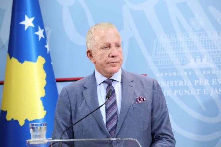 Lajmërohet Behgjet Pacolli: E tregon “lokacionin”