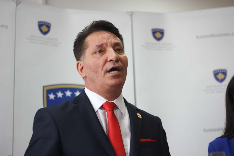 Gjykata e shpall fajtor Pal Lekajn, e dënon me 1 vit e gjashtë muaj burgim me kusht