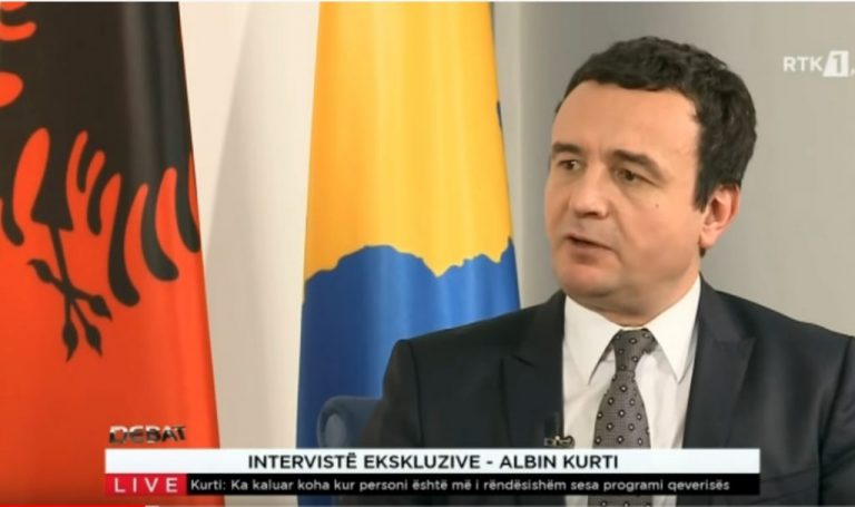 Kurti vendos në zyrë Flamurin kombëtar