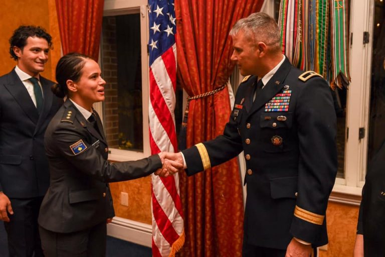 Togerja e FSK-së merr medalje diplomatike në SHBA: Bac amaneti vazhdon