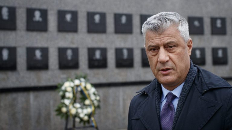 Thaçi godet BE-në: Pa i heq vizat, s’keni çka përzihi për Kosovën