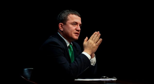 Ta mbështesim Kurtin dhe qeverinë për t’u shëruar nga kjo sëmundje