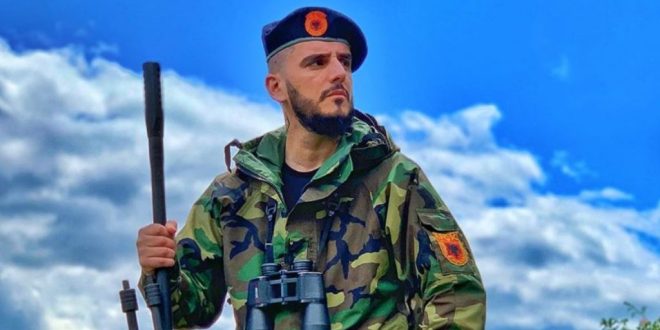 Gold Ag revoltohet me deklaratën e Petrovcit, i reagon aktori kosovar: Profa ka qenë i plagosur në luftë