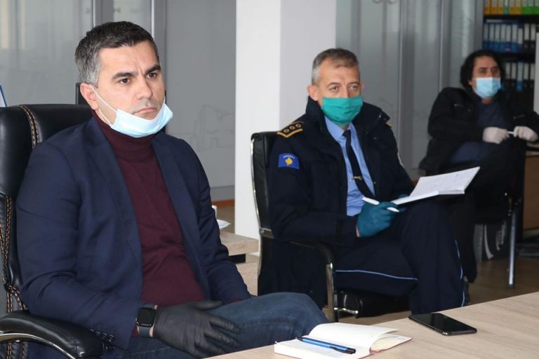 Lajm i mirë nga Vushtrria: Dalin negativë personat që patën kontakt me një të infektuar me koronavirus