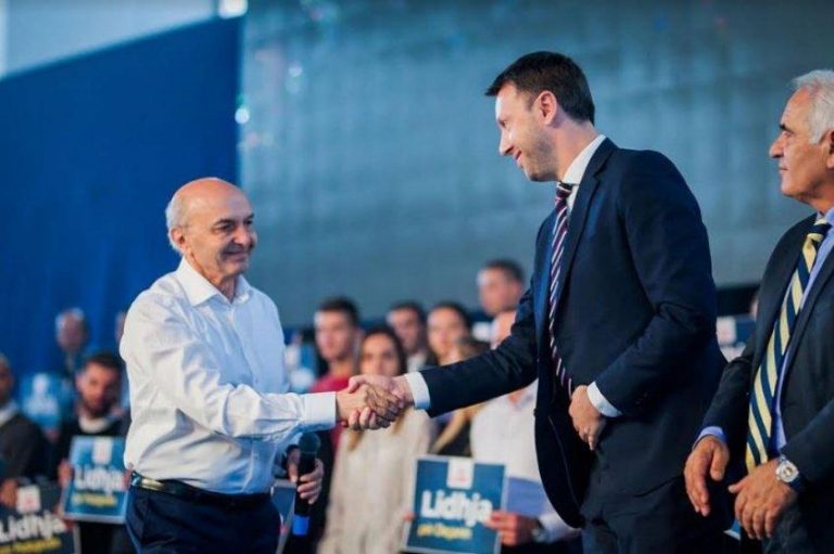 Abrashi: Isa Mustafa është profili që i duhet Kosovës, pse të mos bëhet edhe një herë kryeministër