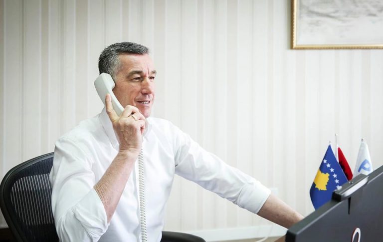 Veseli bisedë telefonike me përfaqësuesit fetarë rreth Covid-19