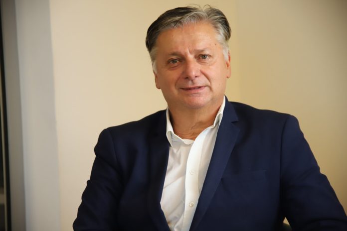 Kelmendi: Albin Kurti dëshmoi se ishte një aksident në politikën kosovare, përfundoi aty ku e meritoi