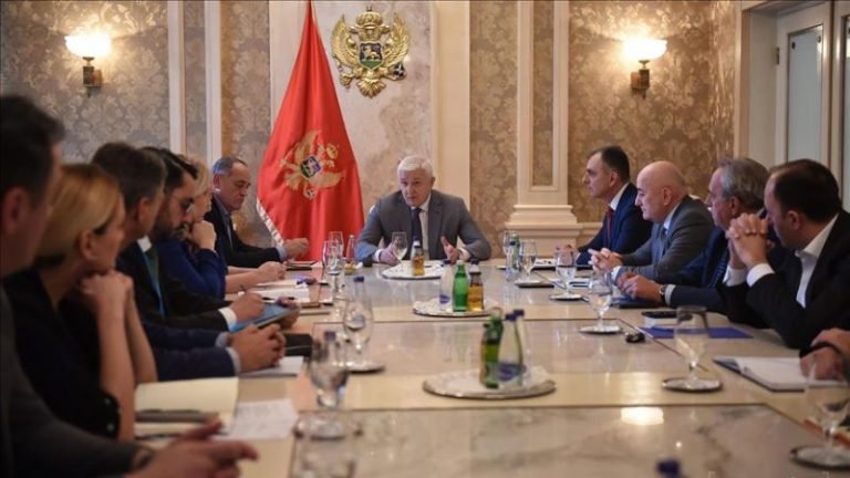 Mali i Zi refuzon respiratorët falas nga Serbia, kurse Kosova pranon 1 mijë teste