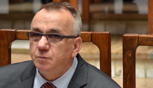 Vjen reagimi i Enver Hasanit: Masat e reja janë kundërkushtetuese dhe uzurpim i pushtetit