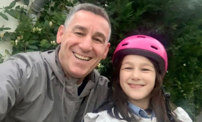 Veseli dhe vajza e tij festojnë datëlindjen në të njëjtën ditë