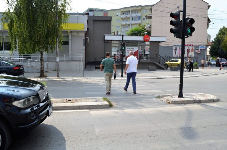 Nga sot, qytetarët zyrtarisht mund të lëvizin lirshëm 24 orë