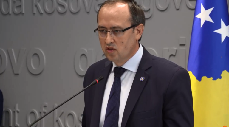 Qeveria Hoti shfuqizon vendimet e Qeverisë Kurti për reciprocitet ndaj Serbisë