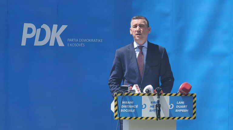 Veseli: Pandeminë politike do ta ndalë vetëm PDK