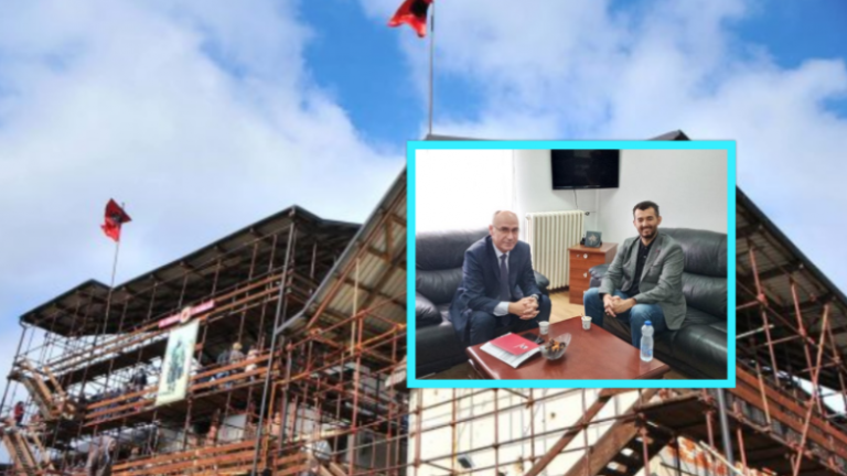 Labinot Tahiri i dhuron 5 mijë euro për mirëmbajtjen e Kompleksit Memorial ‘Adem Jashari’