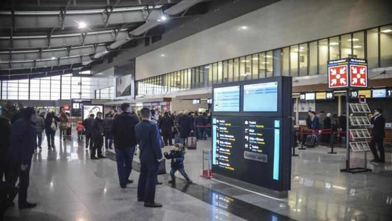 Nisin fluturimet në Aeroportin e Prishtinës: Publikohet orari