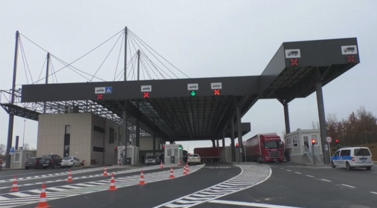 Kosovarëve vazhdon t’u ndalohet hyrja në disa shtete për shkak të koronavirusit