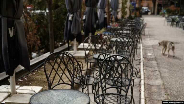 Masat që dihen deri tani: Kafenetë në Kosovë nga nesër do të jenë të hapura vetëm në këtë mënyrë