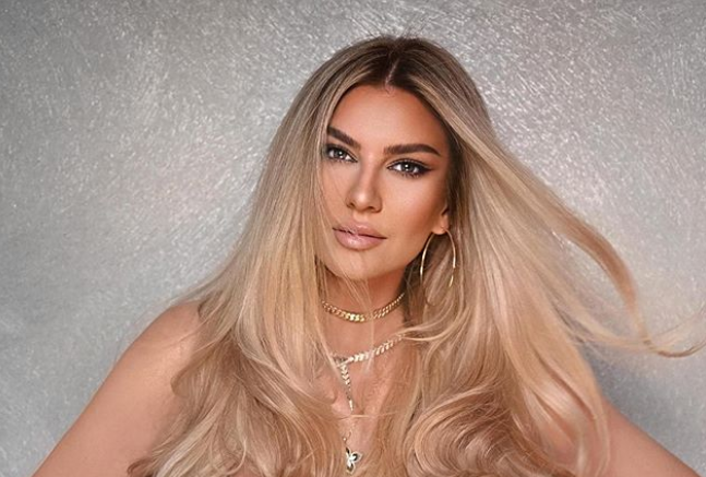 Leonora Jakupi emocionon të gjithë në 22 vjetorin e vdekjes së babait të saj