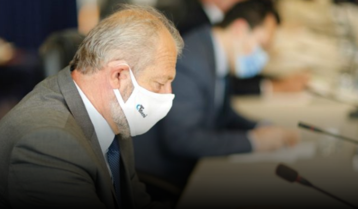 Propozimi i mjekut kosovar: Jo gjoba me para, punë vullnetare në spitale për ata që s’i respektojnë masat