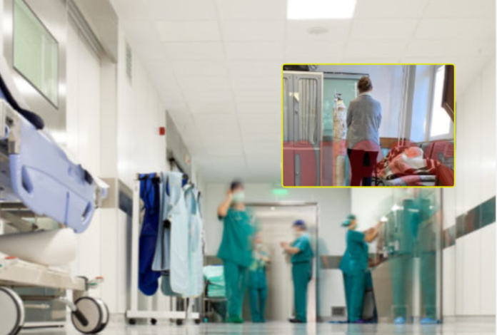 S’ka më vende të lira nëpër dhoma, të infektuarit po trajtohen nëpër korridoret e QKUK-së