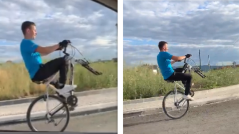 Vushtriasi vozitë biçikletën veç me një rrotë