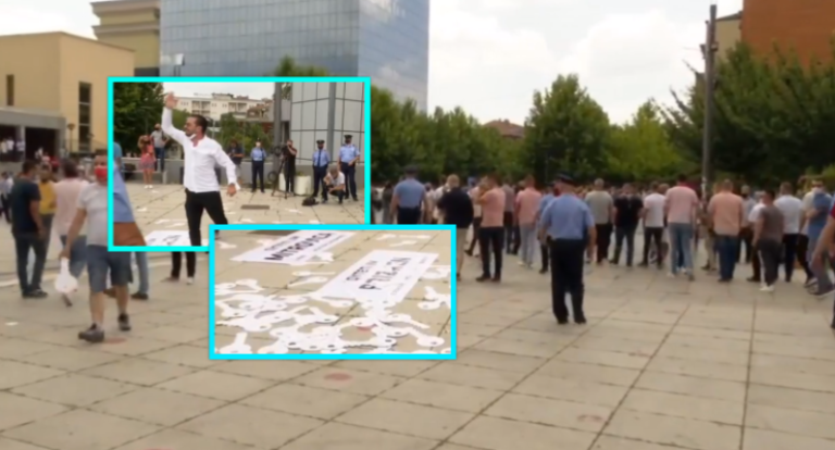 Protesta e gastronomëve, policia shpërndanë turmën nga frika e përhapjes së Covid-19