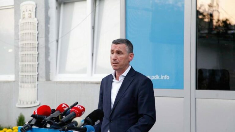 Kadri Veseli i uron shërim të shpejtë Avdullah Hotit