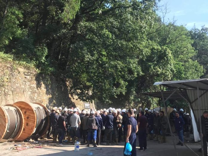 Disa minatorë në Trepçë bojkotojnë punën, kërkojnë rritje pagash 10%